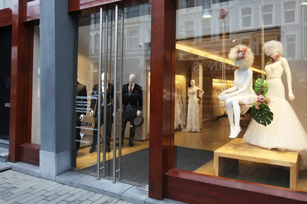 Bruidsmode in Assen